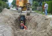 Straßen, Abwasser- und Kanalsystem des Ortes ŠENČUR