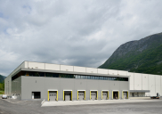TKK high-bay warehouse in Srpenica