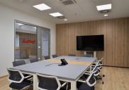 RAYCAP interior design and office equipment, Komenda