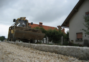 Straßen, Abwasser- und Kanalsystem der Orte  Voklo in Voglje ŠENČUR