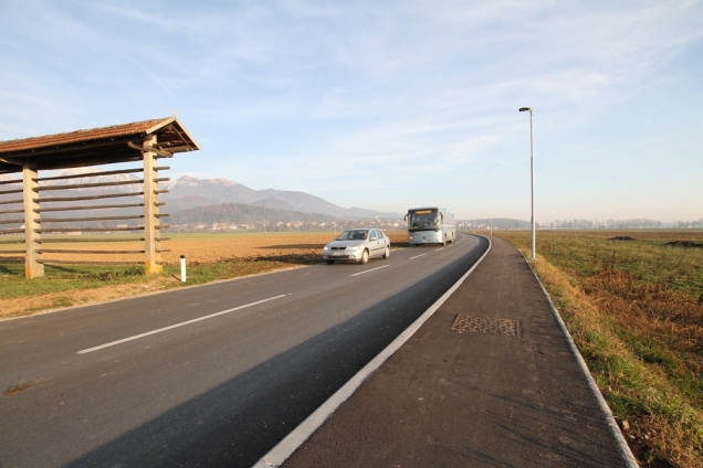 Straßen Verbindung der Ortschaften Hotemaže - Olševek ŠENČUR - 