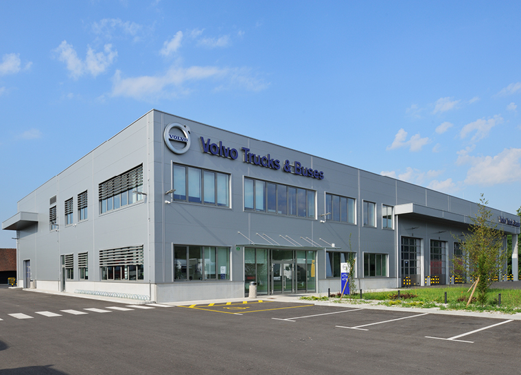 Poslovno-servisni center Volvo Trucks v Ljubljani - 
