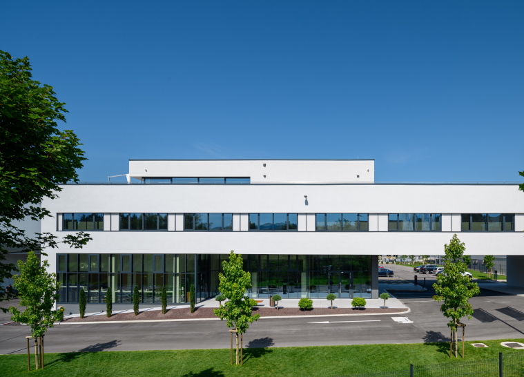 Produktions-, Lager- und Verwaltungsgebäude PET PAK in Postojna - 