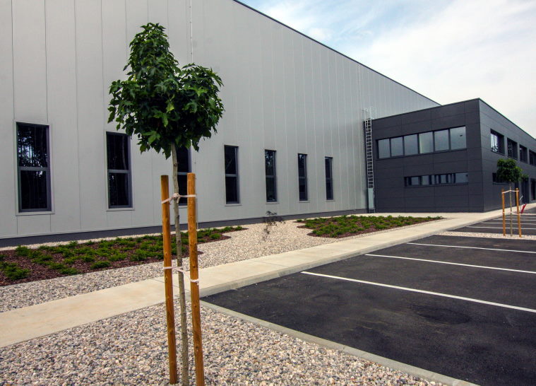 Produktions und Verwaltungsgebäude SchäferRolls am Airport Ljubljana - September 2020