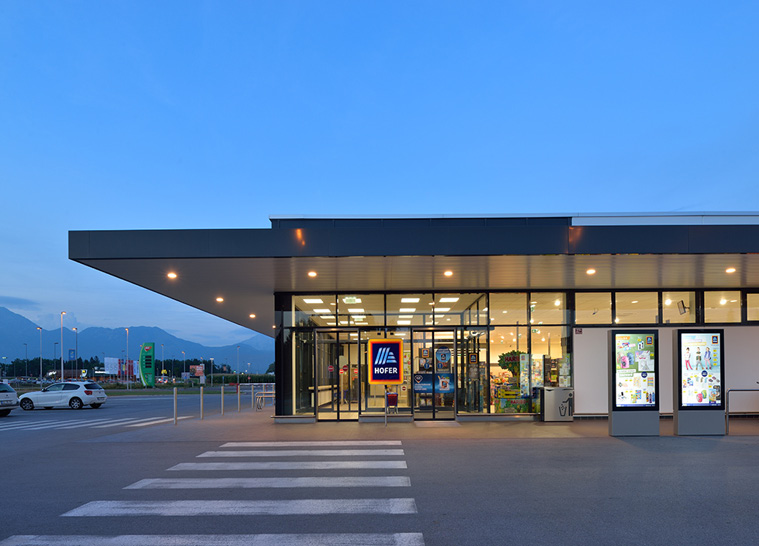 Več kot 40 trgovskih centrov HOFER po Sloveniji - 
