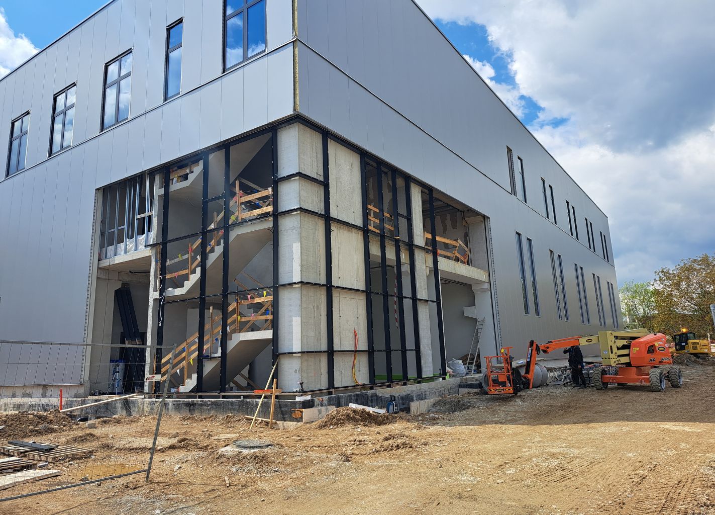 Produktions-, Lager- und Verwaltungsgebäude Orodjarstvo Knific, Naklo - Phase 2 - Mai 2023
