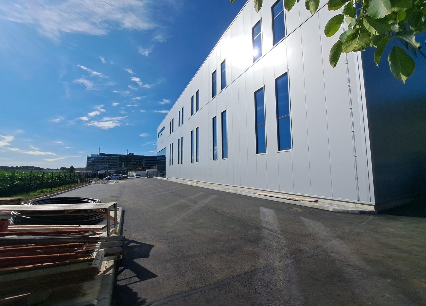Produktions-, Lager- und Verwaltungsgebäude Orodjarstvo Knific, Naklo - Phase 2 - August 2023
