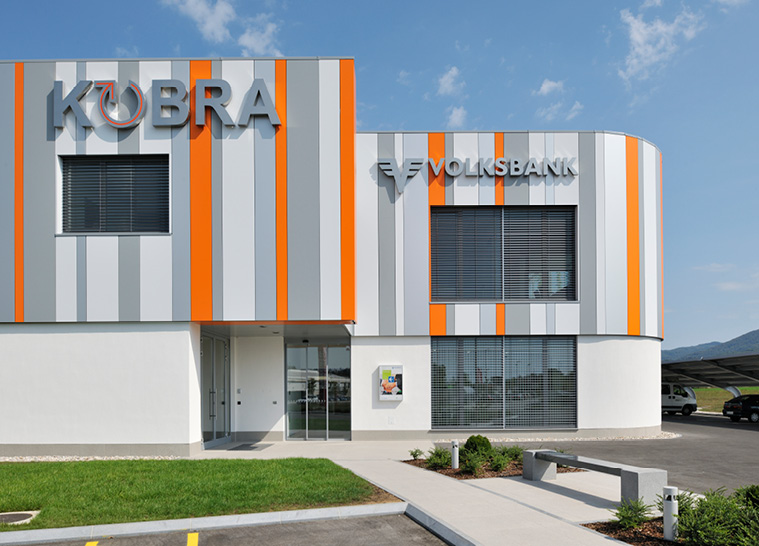 Plus-energy business building KOBRA - GB ID Award 2014 - 